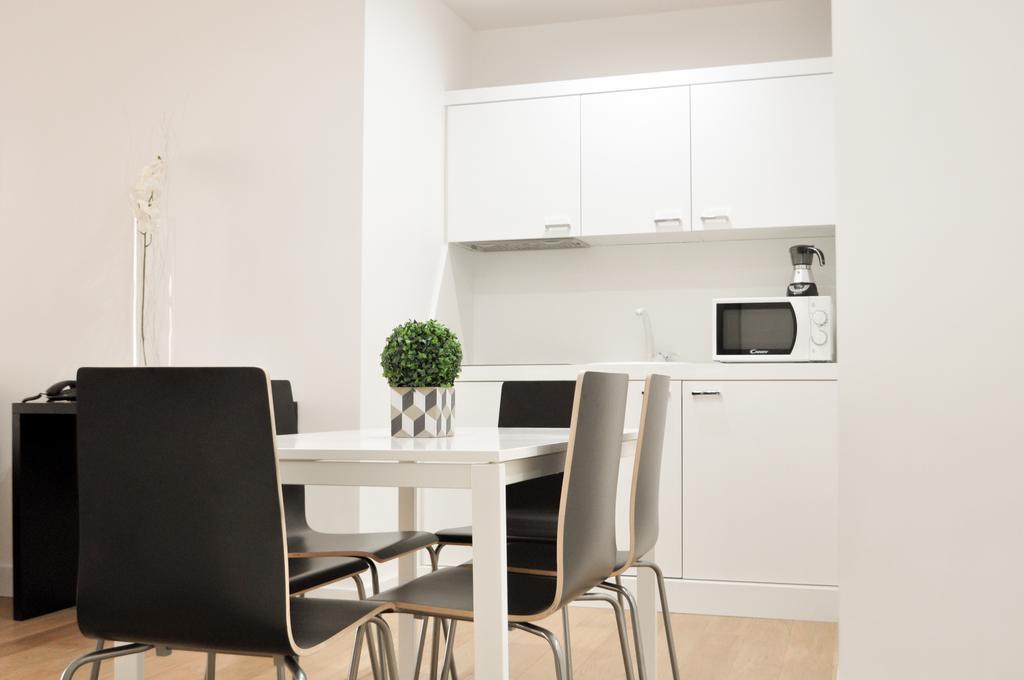 Lhp Chiaia Apartment Naples